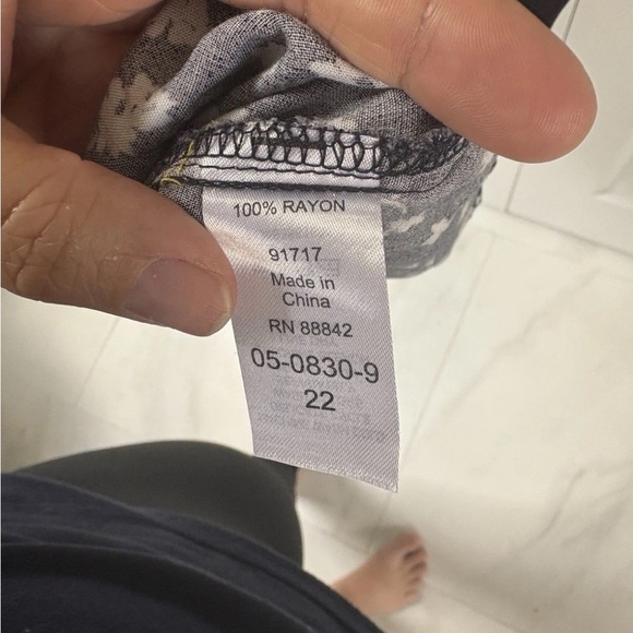 Ellos plus size (22) dress black with flowers - Picture 6 of 7